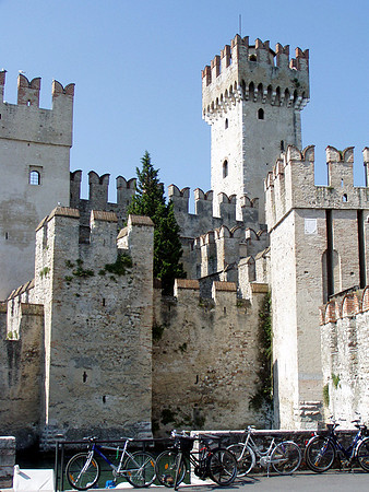 Castle, Lago Como